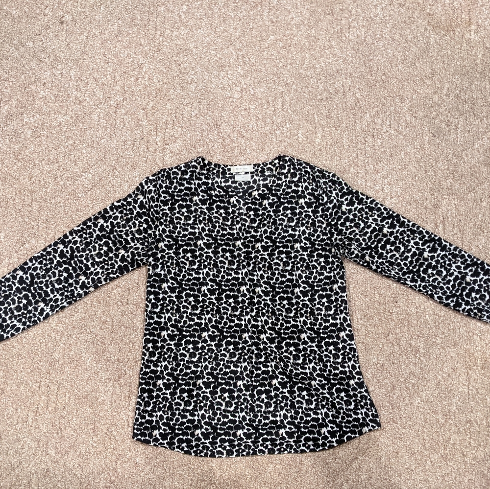 Van Heusen XS Long Sleeve Leopard Print Blouse
